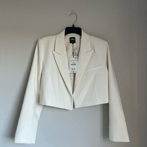 NWT ZARA cropped white blazer